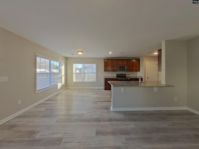 Foto del edificio - 422 Providence Plantation Cir