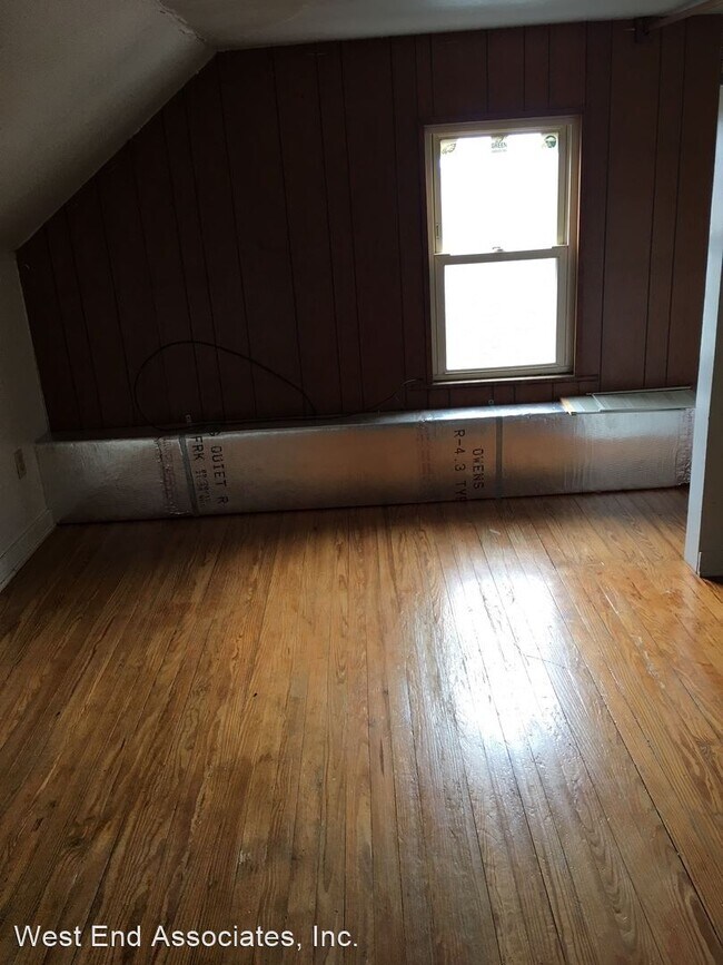 Building Photo - 2 br, 1 bath House - 3035 Woodlea Rd