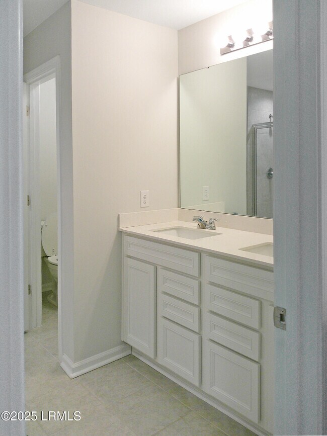 Foto del edificio - 62 Keowee Ln