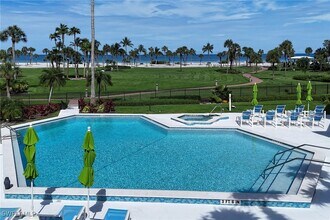 Building Photo - 4031 Gulf Shore Blvd N