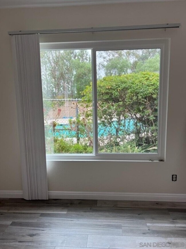 Building Photo - 11081 Via San Marco