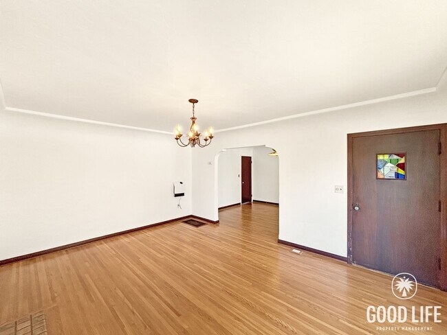 Foto del edificio - Beautiful 4B/2BA 1930's Spanish Style Home!