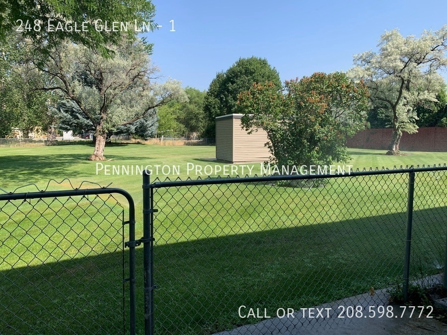 Building Photo - 248 Eagle Glen Ln