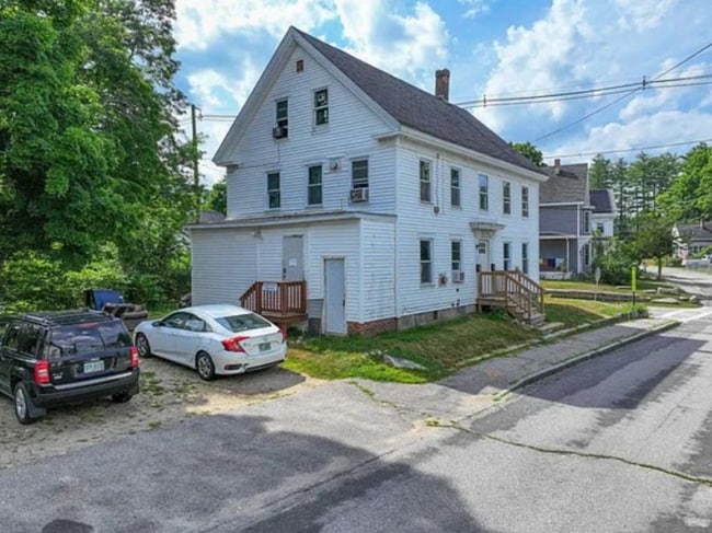 Building Photo - 12 Church St