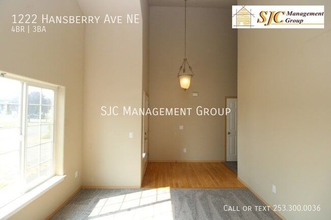 Building Photo - 1222 Hansberry Ave NE