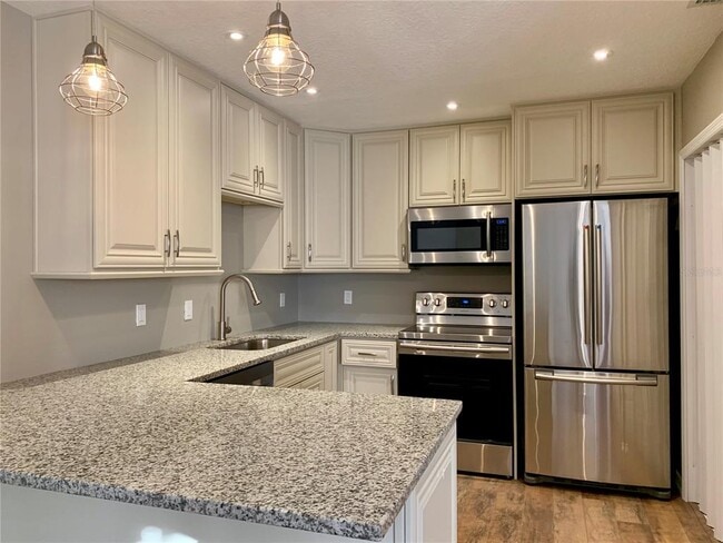 Foto del edificio - 58 Windtree Ln