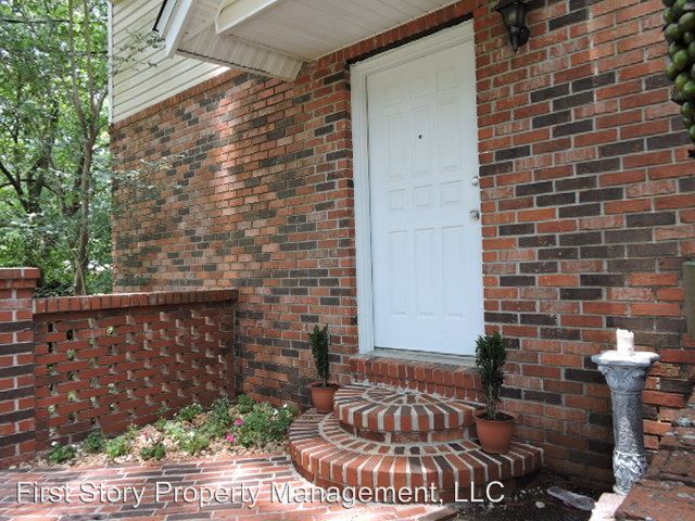 Primary Photo - 714 E Jefferson St