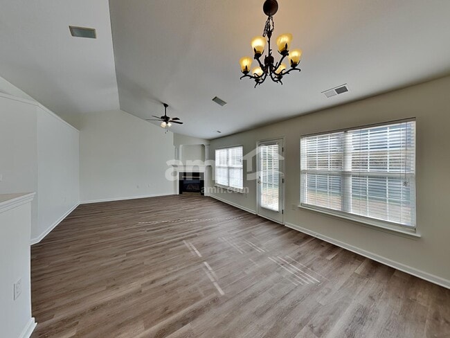 Foto del edificio - 194 Mott Rd