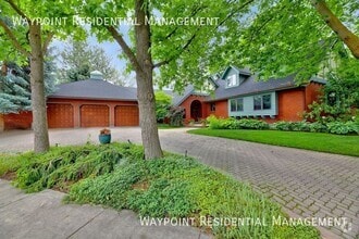 Building Photo - 3695 Gramarcy Ln