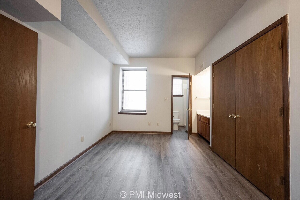 Foto principal - 3715 N Meridian St