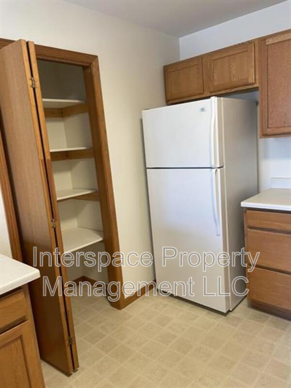 Foto del edificio - 160 Liberty Ln