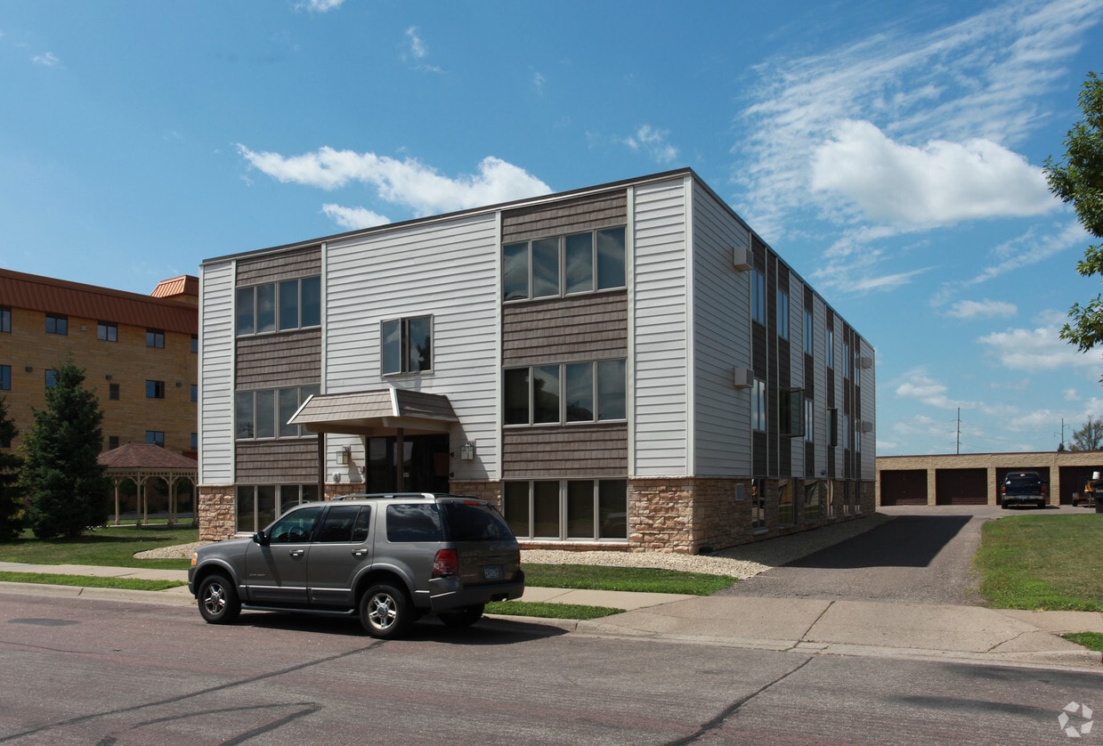 Building Photo - The Avery Apartments