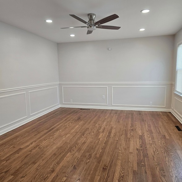 Building Photo - 3138 Duluth St