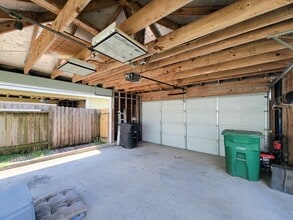 Building Photo - 11427 Carla St