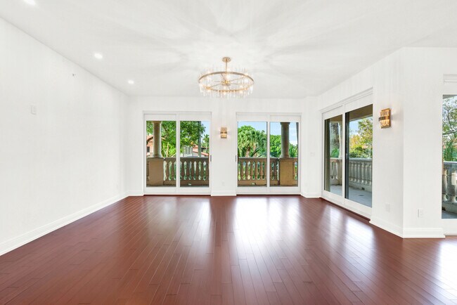 Building Photo - 13631 Deering Bay Dr