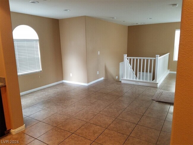 Building Photo - 1239 Sand Castle Ave