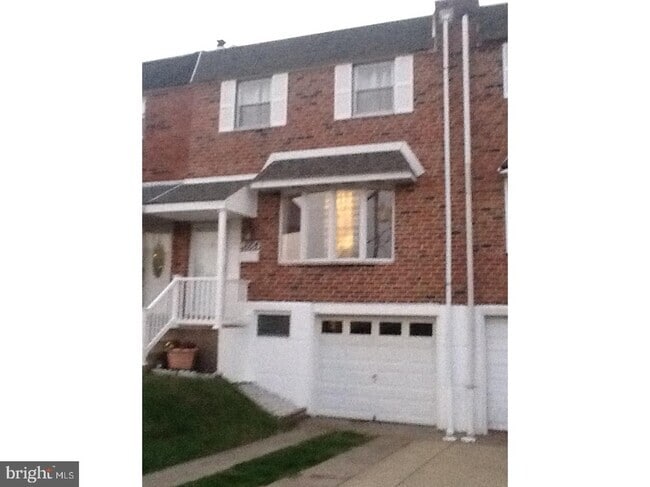 Building Photo - 3008 Secane Dr