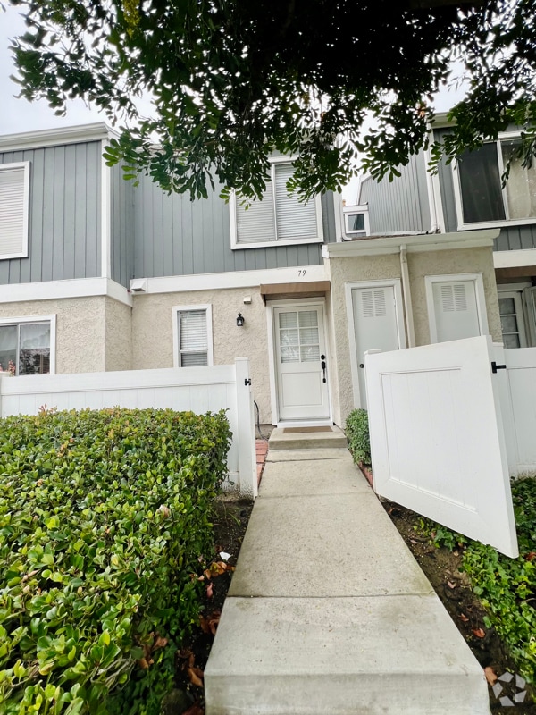 Building Photo - 79 Bentwood Ln