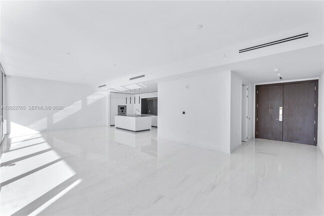 Foto del edificio - 300 Biscayne Blvd Way