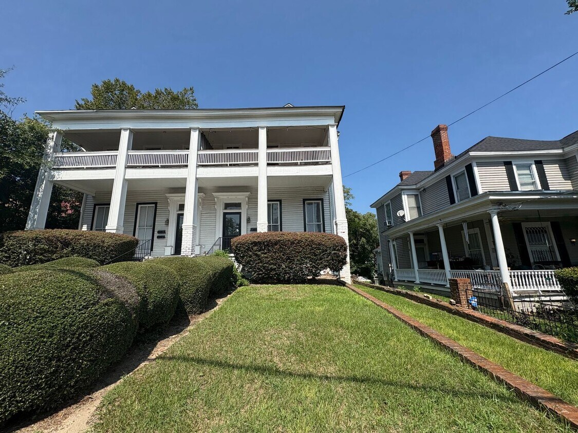 Foto principal - 479-U Spring St