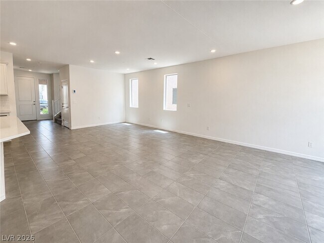 Building Photo - 7443 Legacy Pt St