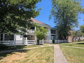 Building Photo - 25 Trenton Square