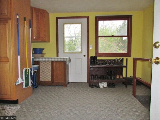 Foto del edificio - 521 1st St NW