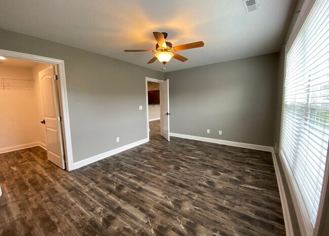 Foto del edificio - 30 Easy St