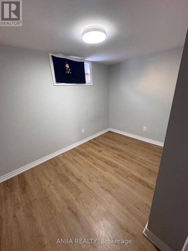 Photo du bâtiment - 473 Gibbons St