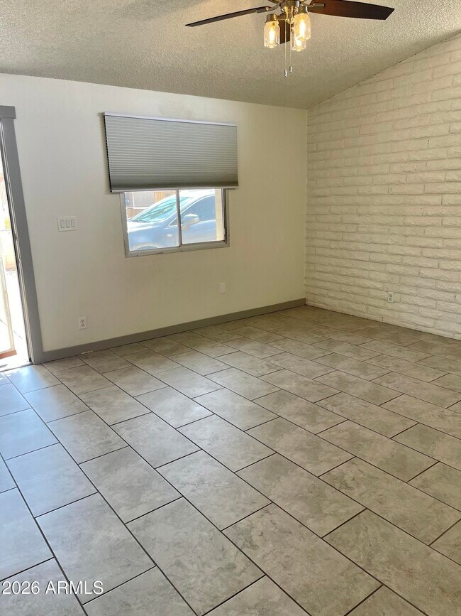 Foto del edificio - 1238 W Malibu Dr