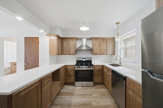 Foto del edificio - 7709 W Marwood Ave