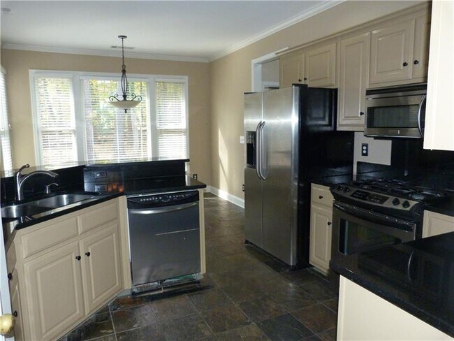 Building Photo - 10610 Cauley Creek Dr