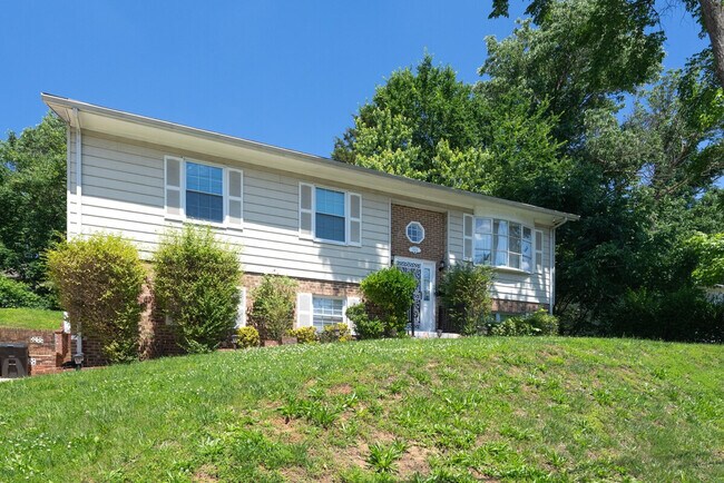 Foto del edificio - 3810 Nicholson St