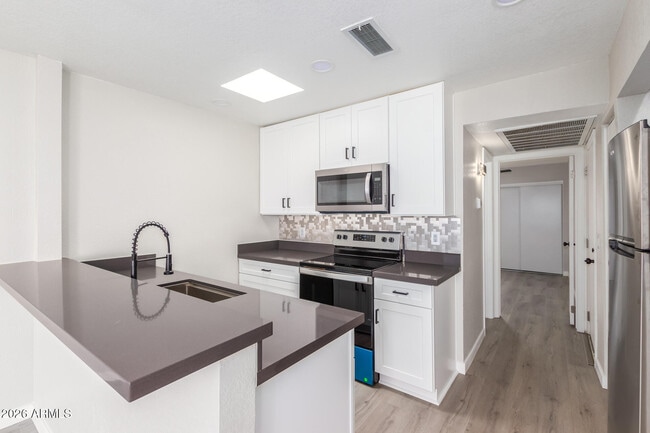 Building Photo - 8888 N 47th Ave