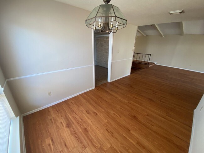 Foto del edificio - 2502 Quiver Ln