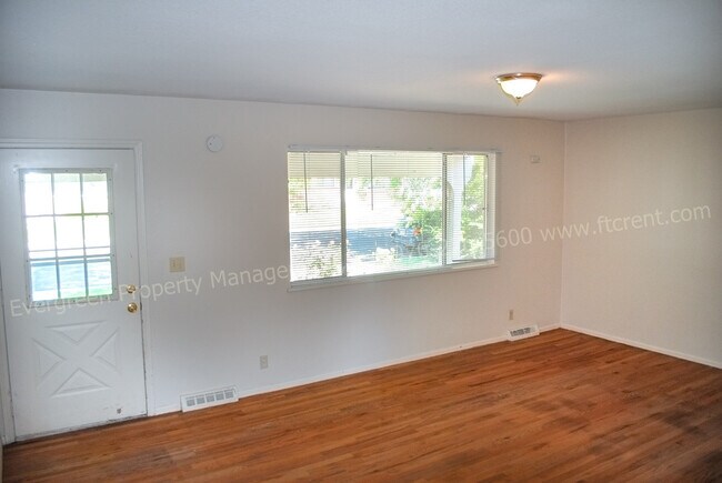 Foto del edificio - 1228 Southridge Dr