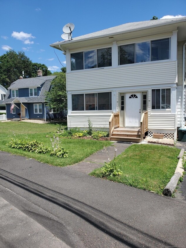 7779 Heminway Park Rd, Watertown, CT 06795 Room for Rent in