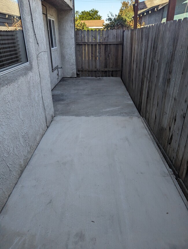 Foto del edificio - 1173 E 21st St