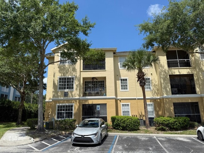 Building Photo - 2600 Robert Trent Jones Dr