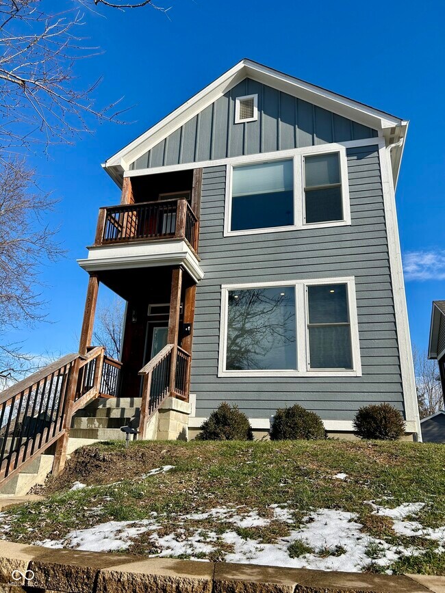 Foto del edificio - 2511 S Delaware St