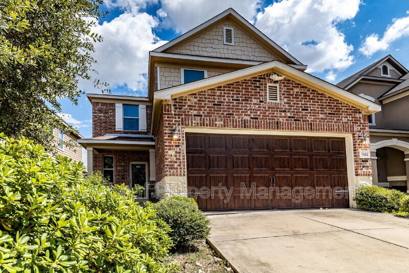 Primary Photo - 7422 Bluebonnet Bay