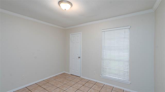 Building Photo - 5621 Brent Dr