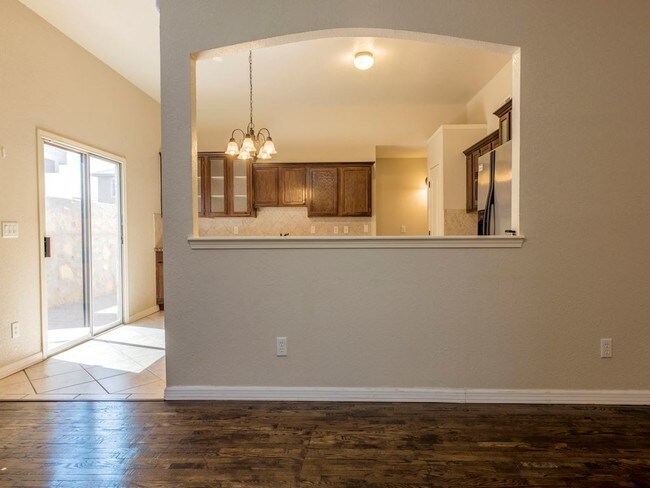 Building Photo - 4 br, 2 bath House - 12850 Hidden Grove