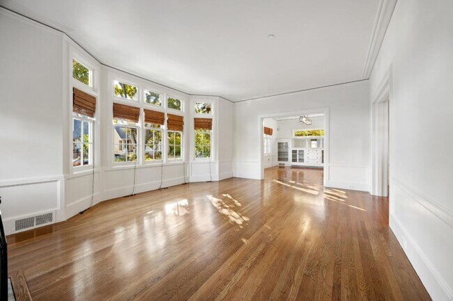 Foto del edificio - 826 Walnut Ave