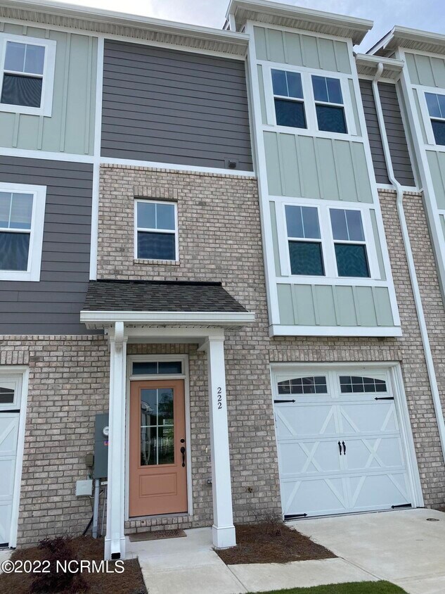 222 Gray Duck Dr, Beaufort, NC 28516 Townhome Rentals in Beaufort NC