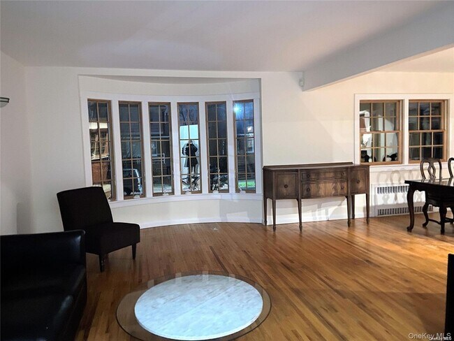 Foto del edificio - 312 E Beech St