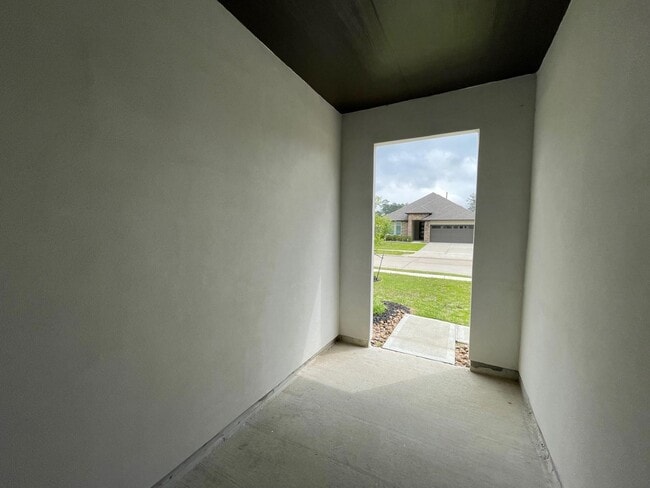 Building Photo - 14322 Winema View Ln