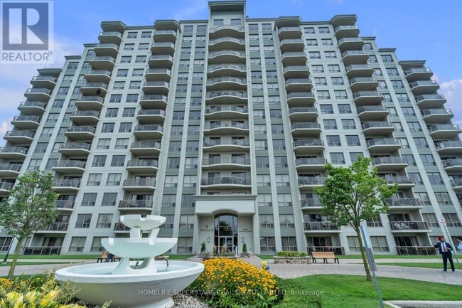 Building Photo - 1030-1030 Coronation Dr