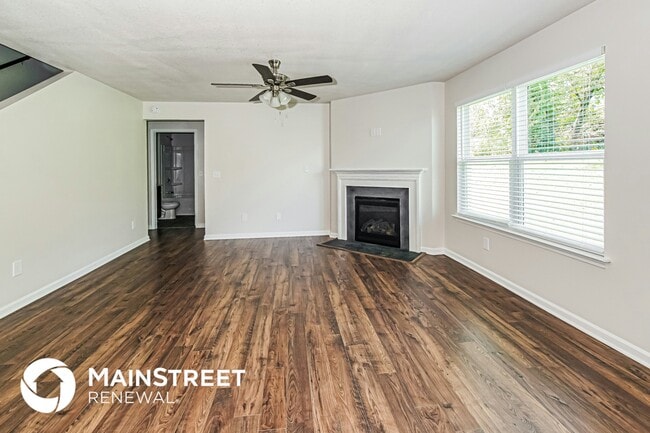 Building Photo - 9407 Cornflower Ln