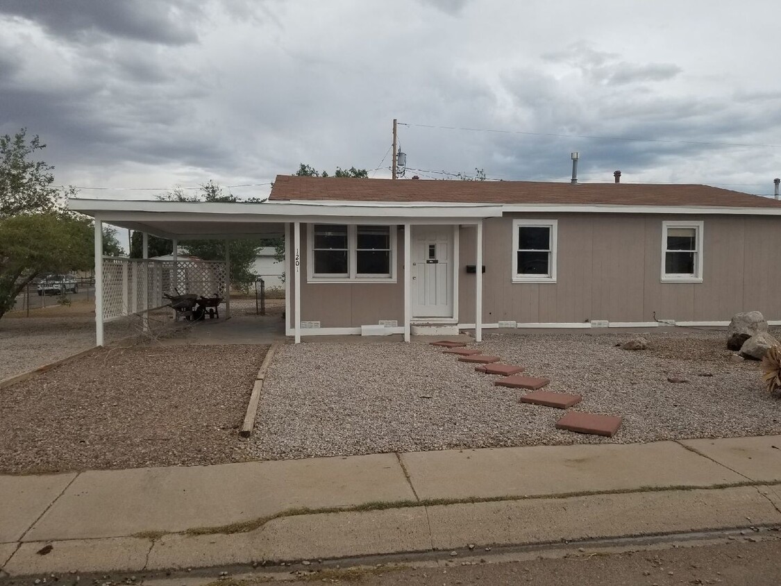 Primary Photo - Renovated home with Refrigerated Air